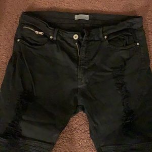 Men’s black distressed ZARA jeans